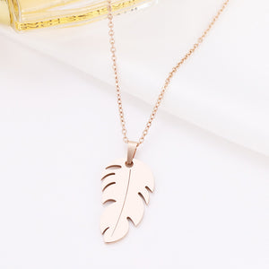 Solid Feather Necklace